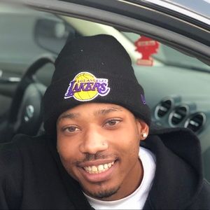 Meet your Posher, Roshai